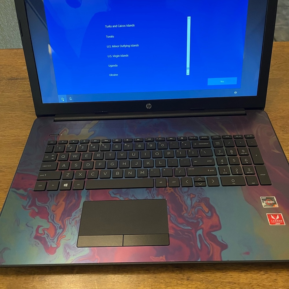 HP Blue and Red Swirl LaptopHP 17 inch